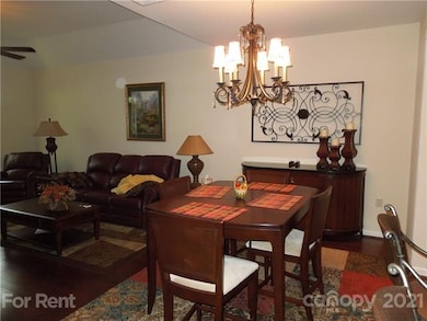 912 Davie Ave, Statesville, NC 28677 - photo 4