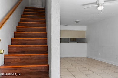 713 SW 69th St unit A & B, Gainesville, FL 32607 - photo 6