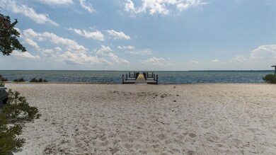 1369 Windward Ln, Niceville, FL 32578 - photo 6