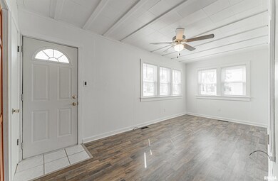 1029 Clinton St, Lincoln, IL 62656 - photo 7