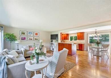 8437 NE 140th St, Kirkland, WA 98034 - photo 4