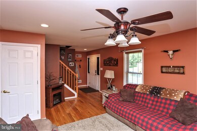 1826 Simms Ln, Hanover, MD 21076 - photo 6