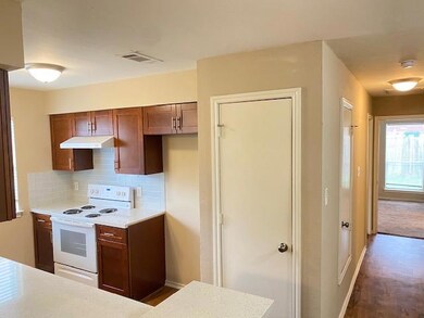 11452 Ptarmigan Dr unit A, Austin, TX 78758 - photo 6