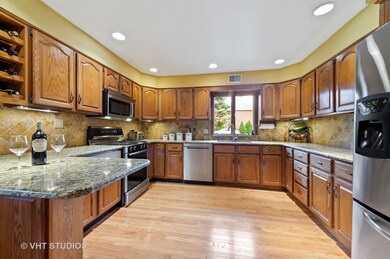 0S480 S Poplar Ave, Elmhurst, IL 60126 - photo 5