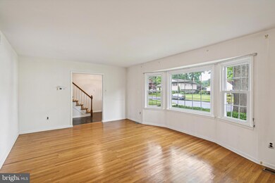 721 Liberty Rd, Mount Laurel, NJ 08054 - photo 4