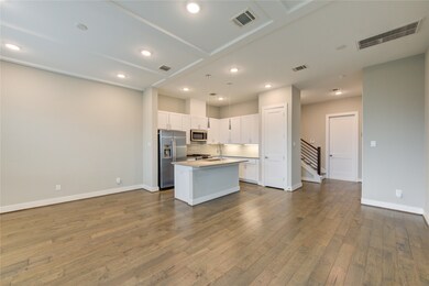 4506 Whitney Park Way, Houston, TX 77022 - photo 4