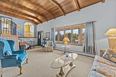 2460 Skunk Hill Rd, Fairfax, VT 05454 - photo 7