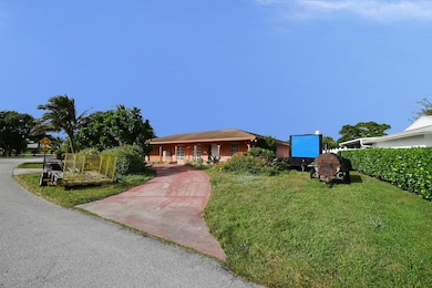 712 E Boulevard Chatelaine, Delray Beach, FL 33445 - photo 4