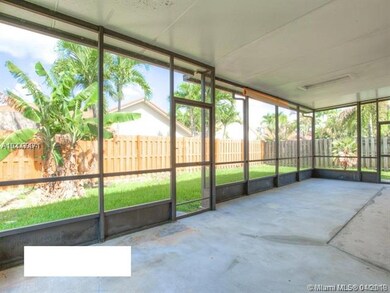 22669 Pickerel Cir, Boca Raton, FL 33428 - photo 5