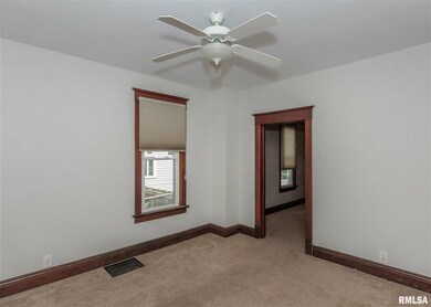 1106 Minnie Ave, Davenport, IA 52802 - photo 5