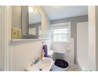 45 Grandview Ave, Fairhaven, MA 02719 - photo 6