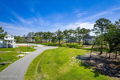 550 Avocet Dr, Beaufort, NC 28516 - photo 2