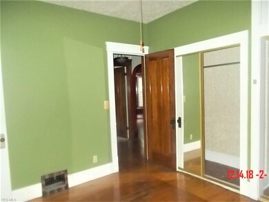 1844 E 32nd St, Lorain, OH 44055 - photo 6