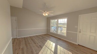 806 S Sunny Ln, Urbana, IL 61802 - photo 2