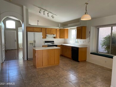 4933 W Ivanhoe Ct, Chandler, AZ 85226 - photo 7