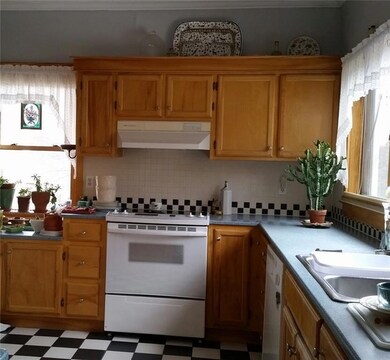 48 Willow Ln, Portland, ME 04102 - photo 6