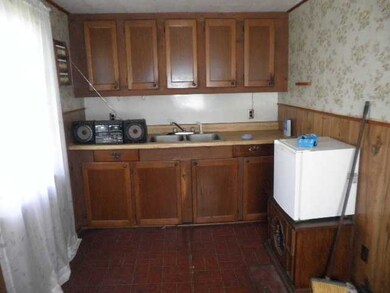 280 Edgewater Beach Blvd, Thornville, OH 43076 - photo 5