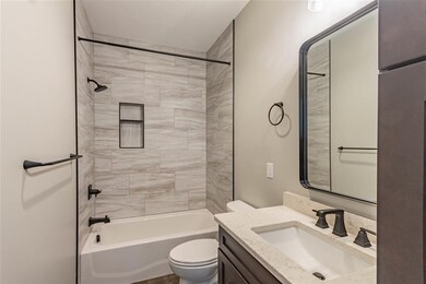 18070 Cloverleaf Dr S, South Bend, IN 46637 - photo 5