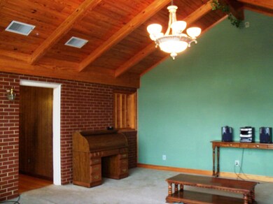 Living room (a)