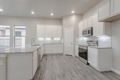 1319 Canal St, Odessa, TX 79765 - photo 4