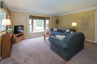 2922 Broadway Ave-103