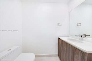 Aria on the Bay unit 2304, Miami, FL 33132 - photo 5