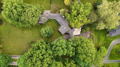 2240 E Fritts Ln-3 (2)