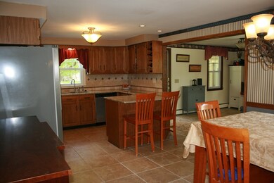 292 Birnie Ave, West Springfield, MA 01089 - photo 7