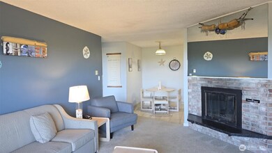 Updated livingroom with fireplace