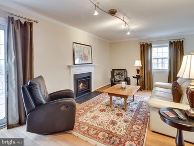 3031 White Birch Ct, Fairfax, VA 22031 - photo 7