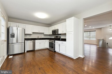 3210 Antrim Cir, Dumfries, VA 22026 - photo 6