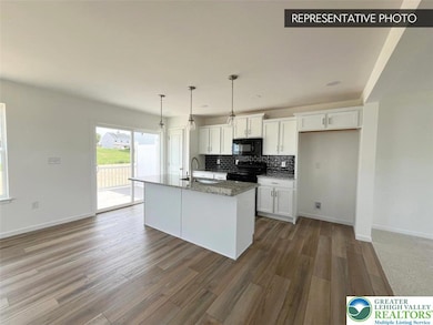 708 Deerfield Blvd unit Lot 2, Pennsburg, PA 18073 - photo 4