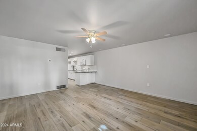 9-430W3S11-ocupix