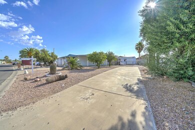 901 S 98th St-3
