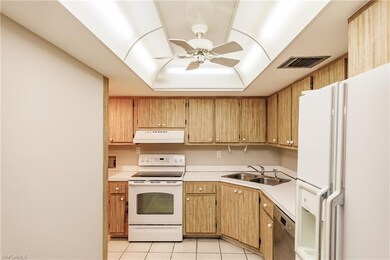 4082 Belair Ln unit 21, Naples, FL 34103 - photo 6