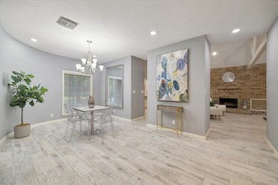 19 Thornhill Oaks Dr, Houston, TX 77015 - photo 5