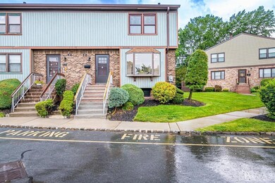 22 Highview Dr, Woodbridge, NJ 07095 - photo 4