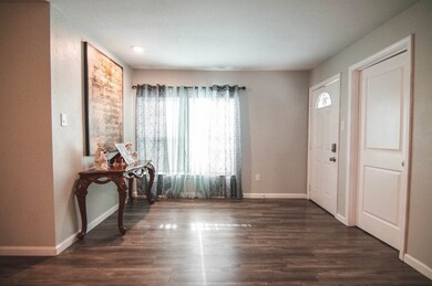 7227 Conley St, Houston, TX 77021 - photo 2