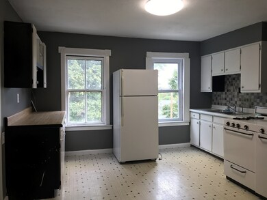 38 Tatman St unit 2, Worcester, MA 01607 - photo 3