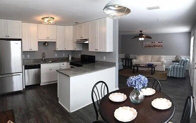 408 Palmetto St, Saint Simons Island, GA 31522 - photo 6