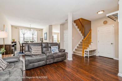 05_16FrostLane_10002_LivingRoom_HiRes