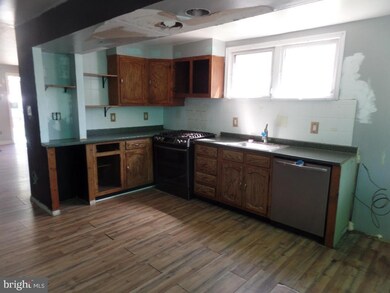 2423 Stoneybrook Ln, Drexel Hill, PA 19026 - photo 7