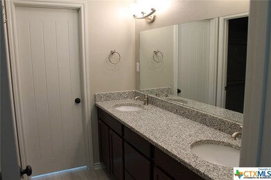 1008 Clyde St, San Marcos, TX 78666 - photo 6