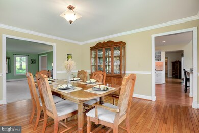 23308 Wilderness Walk Ct, Gaithersburg, MD 20882 - photo 7