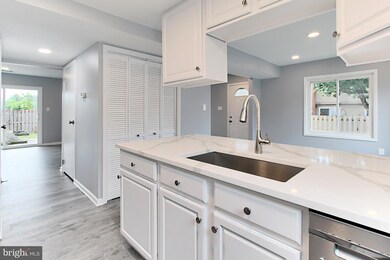 1262 Springtide Place, Herndon, VA 20170 - photo 5