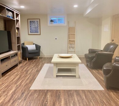 1287 Webster Ln, Des Plaines, IL 60018 - photo 6