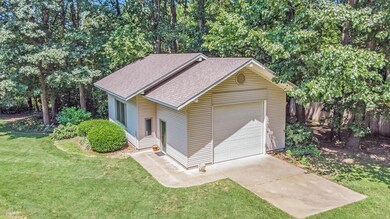 14335 Essenburg Dr ND Barn