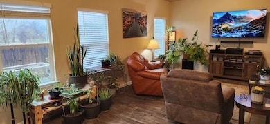 132 Cibolo Creek Dr, Kyle, TX 78640 - photo 5