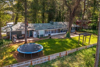 2106ApplegateAve-update-015