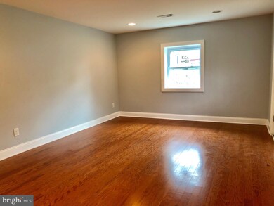 438 Howell Dr, New Castle, DE 19720 - photo 3